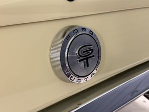 Ford Mustang bild 8