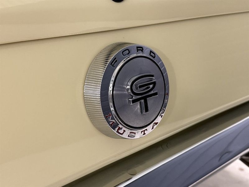 Ford Mustang bild 8