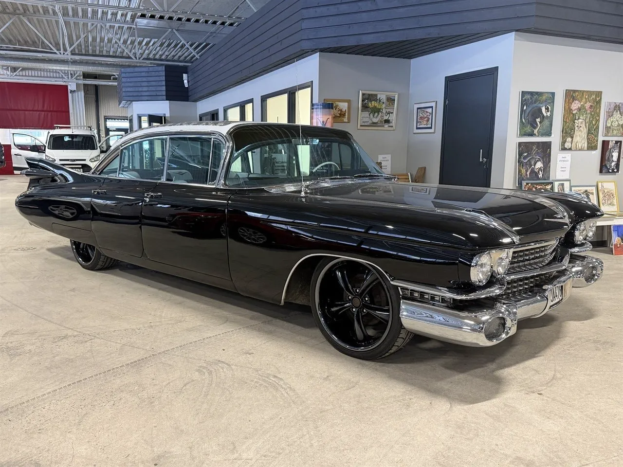 Vehicle image 5