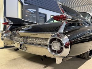 Cadillac DeVille bild 19