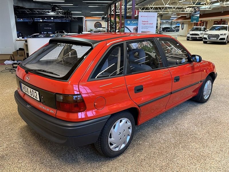 Opel Astra bild 12