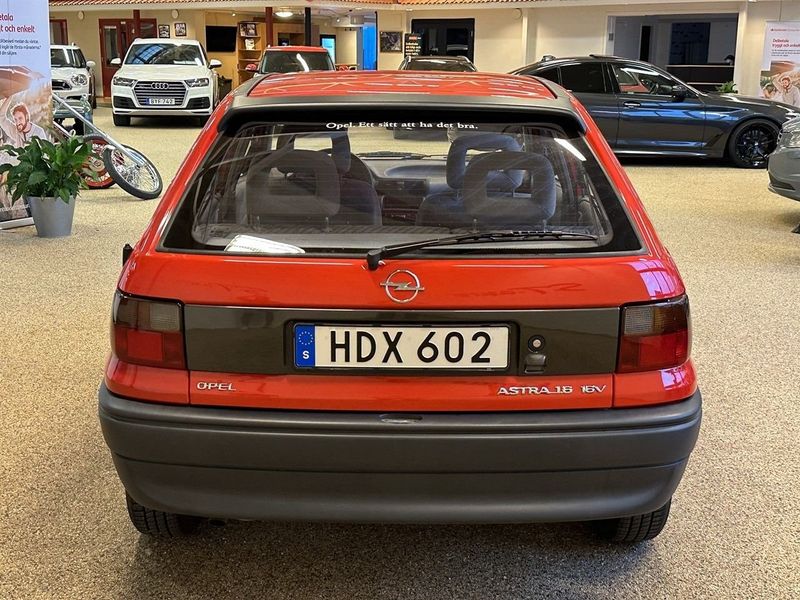 Opel Astra bild 11