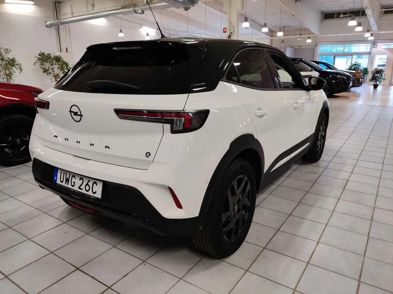 Vehicle image 3