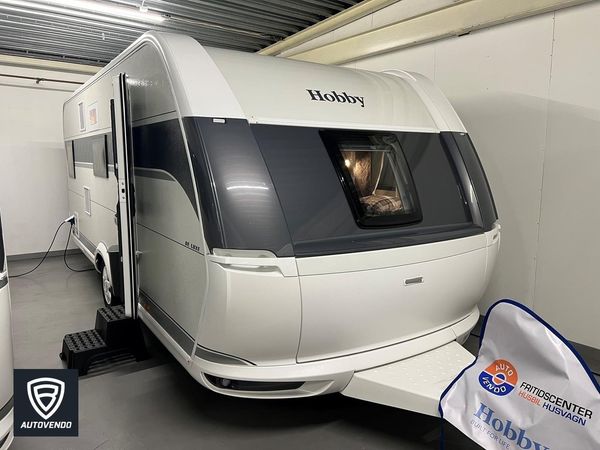 Hobby 545 KMF De Luxe 3 vån säng Ugn - 2024