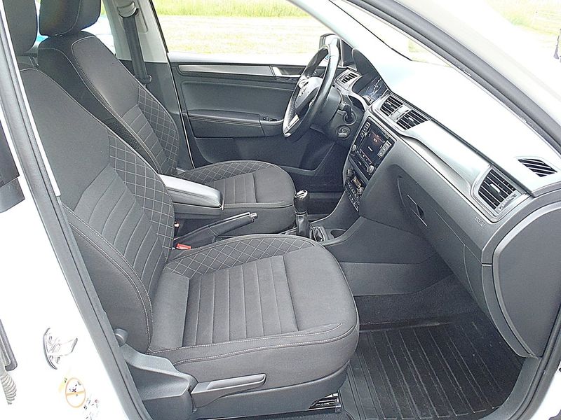 Skoda Rapid bild 10