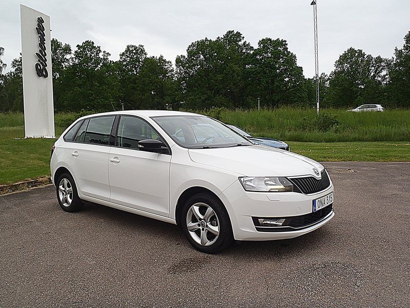 Skoda Rapid bild 2