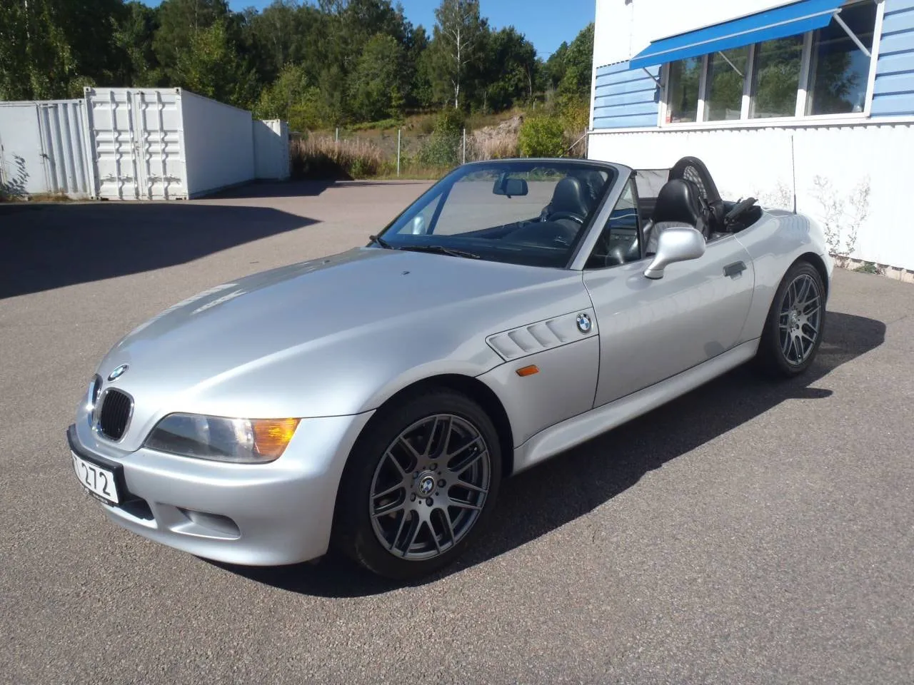 Vehicle image 1