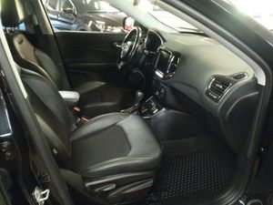 Jeep Compass bild 14