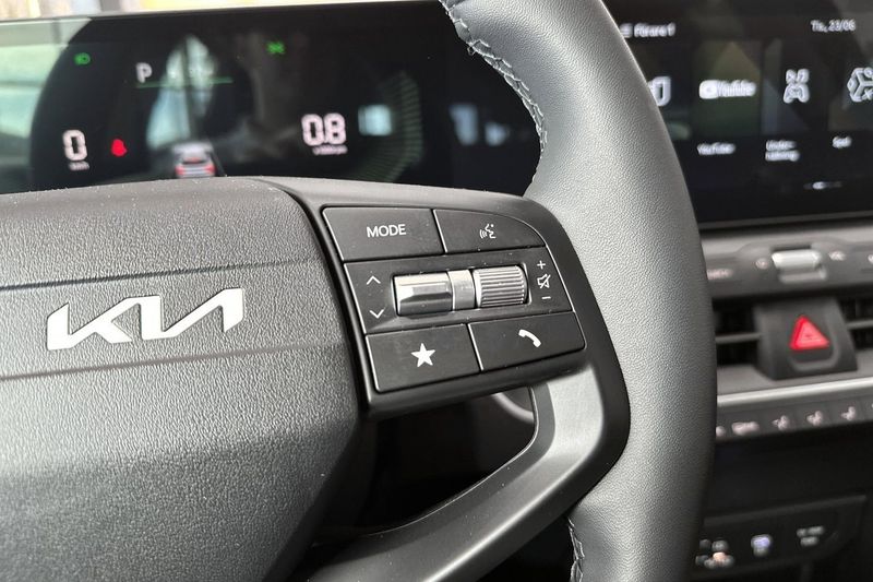 Kia K4 bild 17