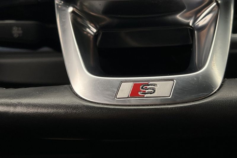 Audi Q3 bild 23