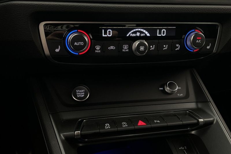 Audi Q3 bild 22