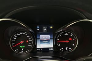 Mercedes GLC220 bild 16