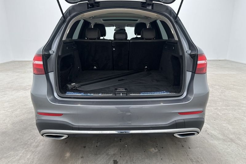 Mercedes GLC220 bild 9