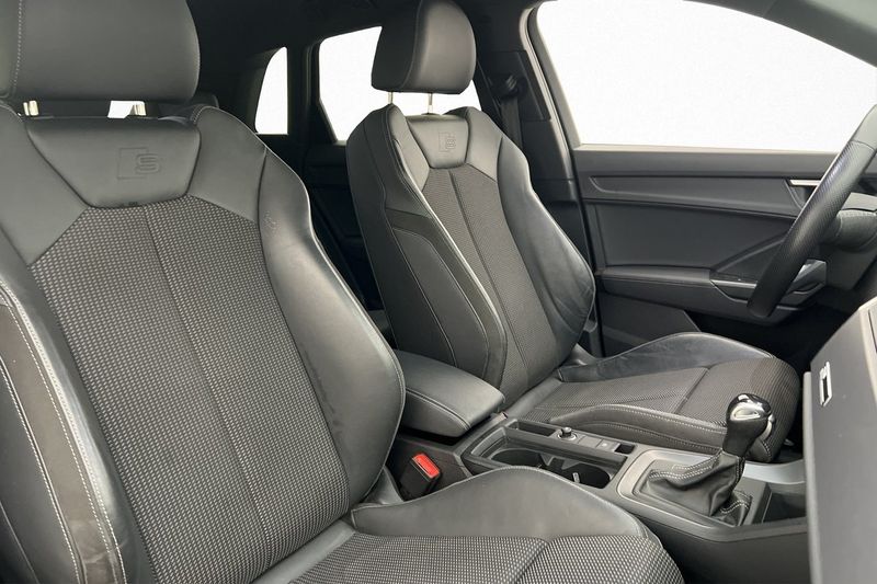 Audi Q3 bild 14