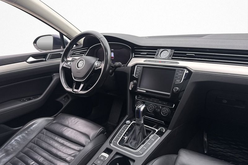 Volkswagen Passat bild 13