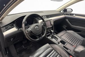 Volkswagen Passat bild 11