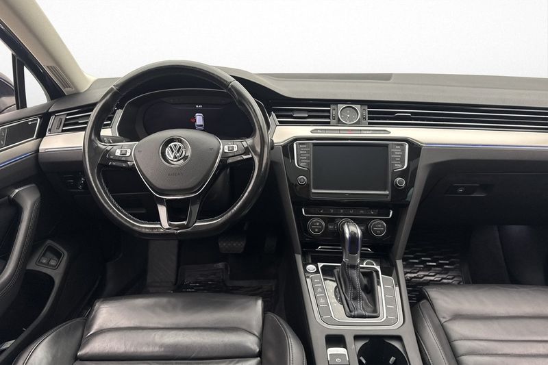 Volkswagen Passat bild 12