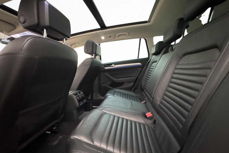 Volkswagen Passat bild 19