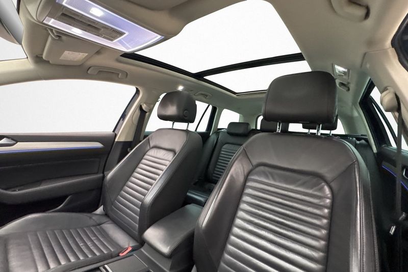 Volkswagen Passat bild 14