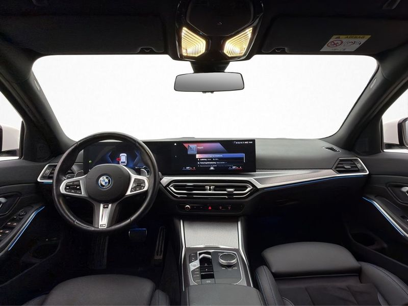 BMW 330 bild 16