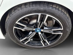 BMW 330 bild 32