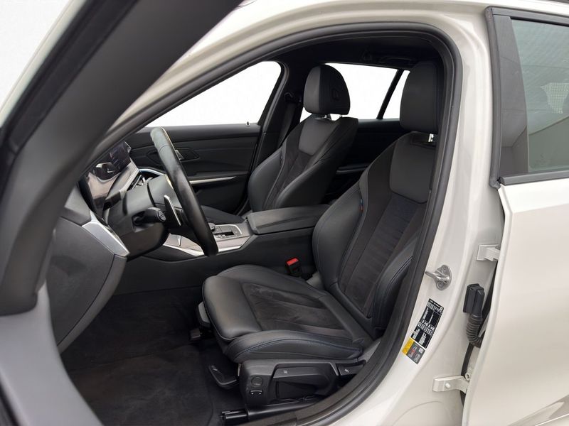 BMW 330 bild 12