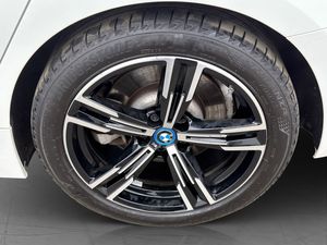 BMW 330 bild 33