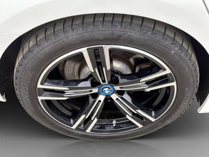 BMW 330 bild 30