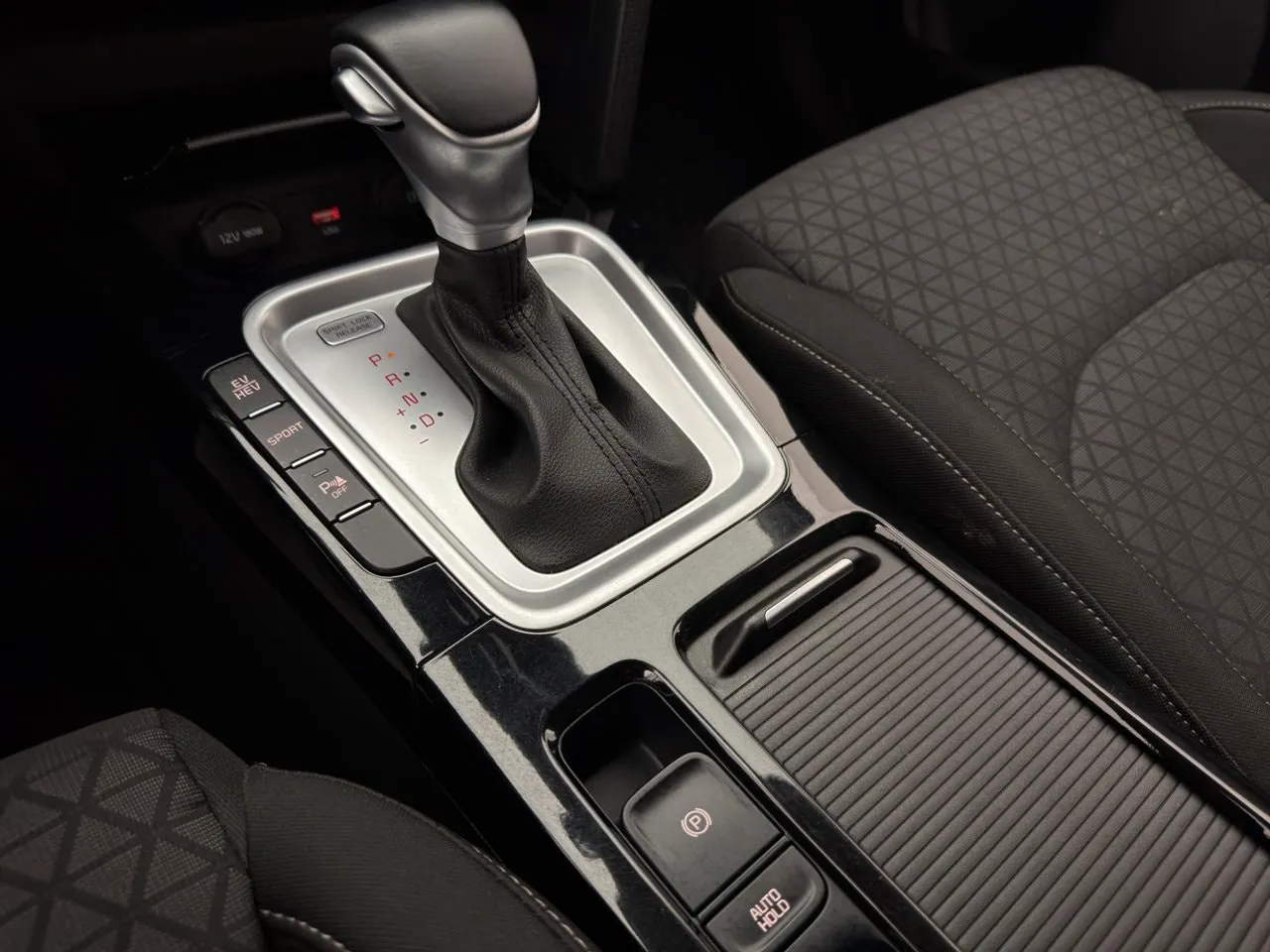 Vehicle image 20