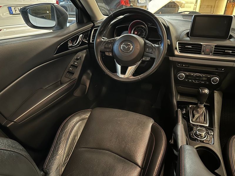 Mazda 3 bild 4
