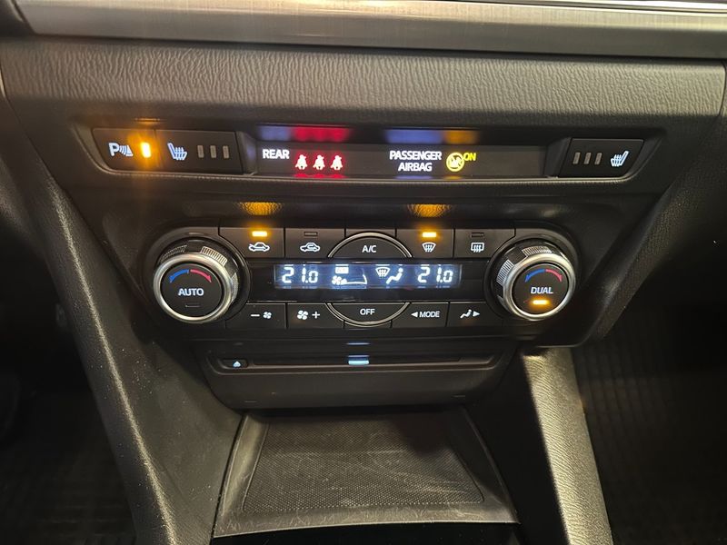Mazda 3 bild 12