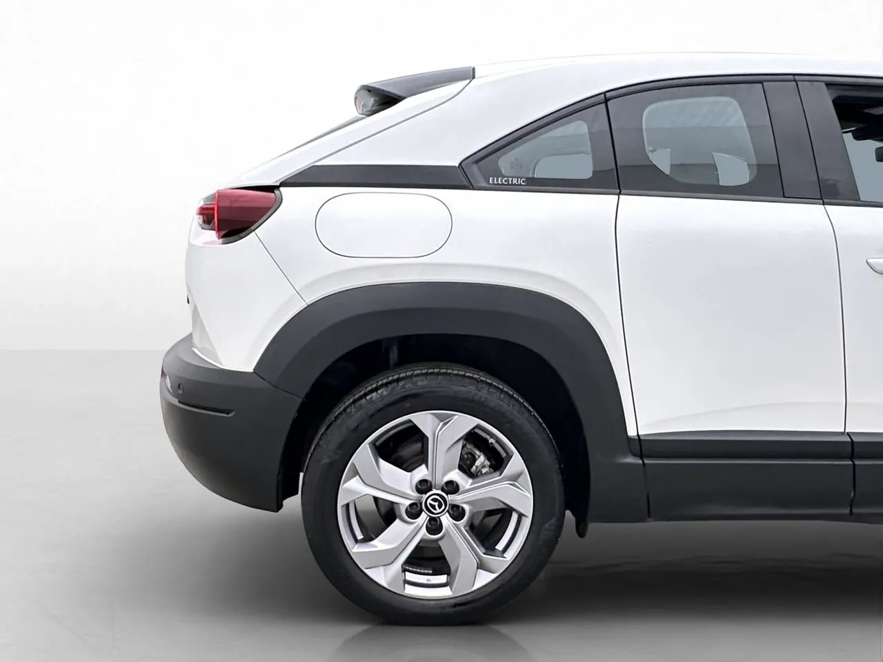 Vehicle image 30