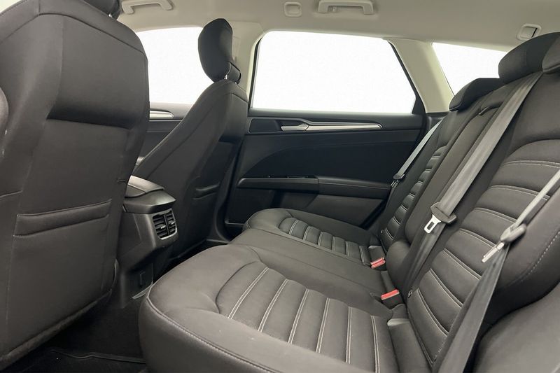 Ford Mondeo bild 11