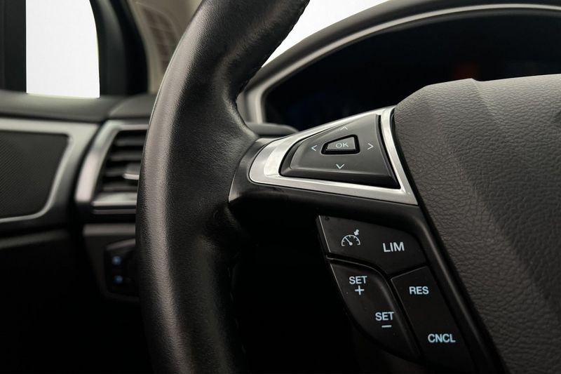 Ford Mondeo bild 12