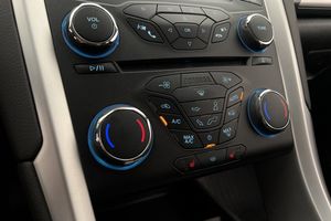 Ford Mondeo bild 18