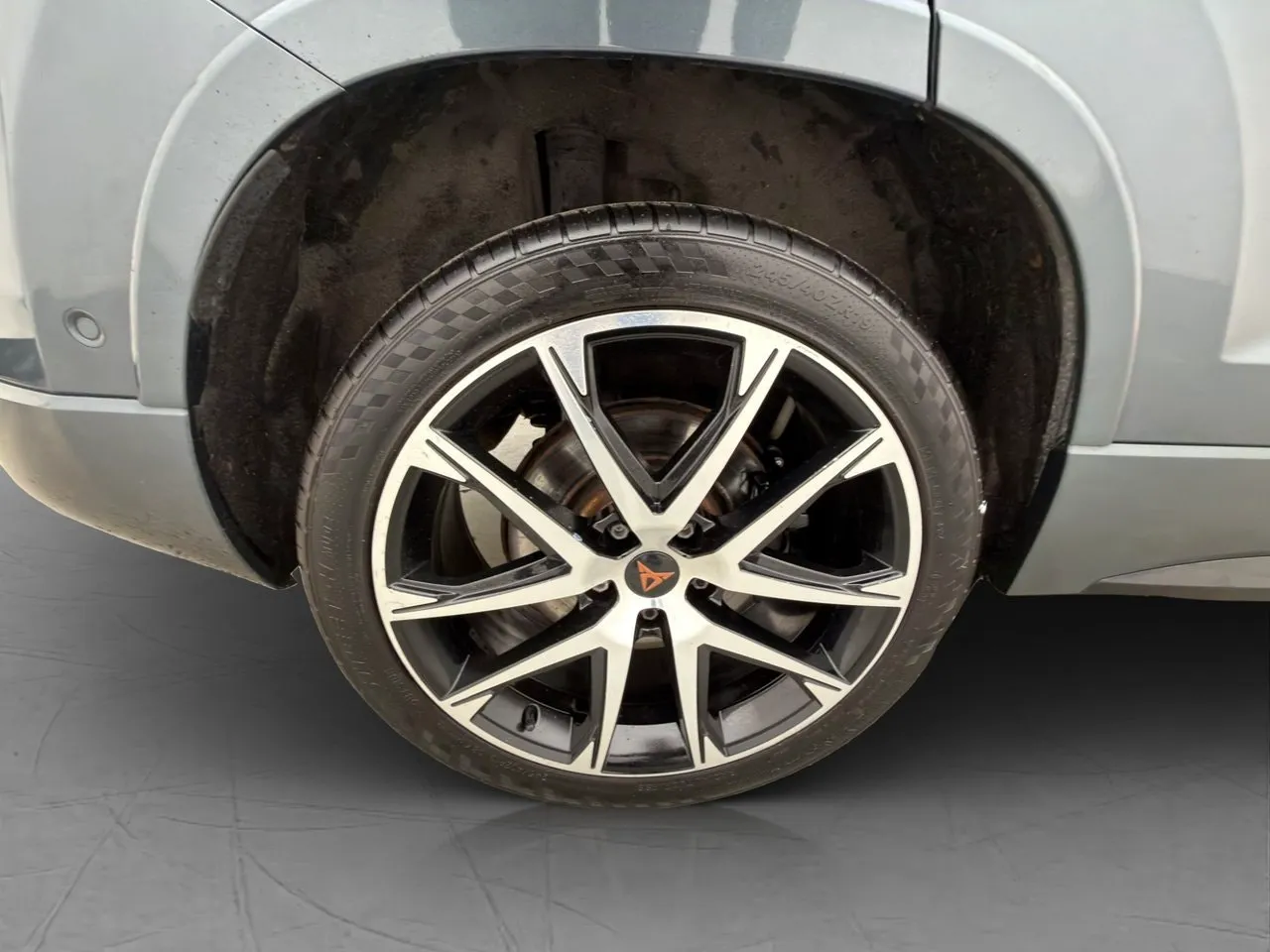 Vehicle image 35