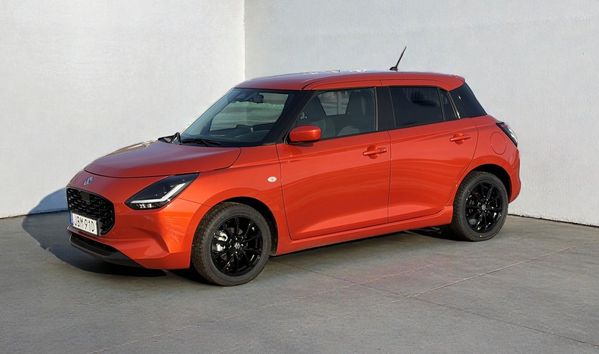 Suzuki Swift Select CVT / AUT - 2026