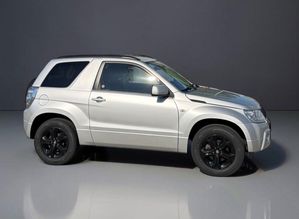Suzuki Grand Vitara bild 2