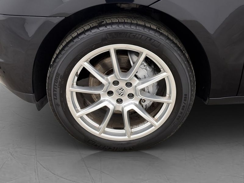 Porsche Macan bild 24