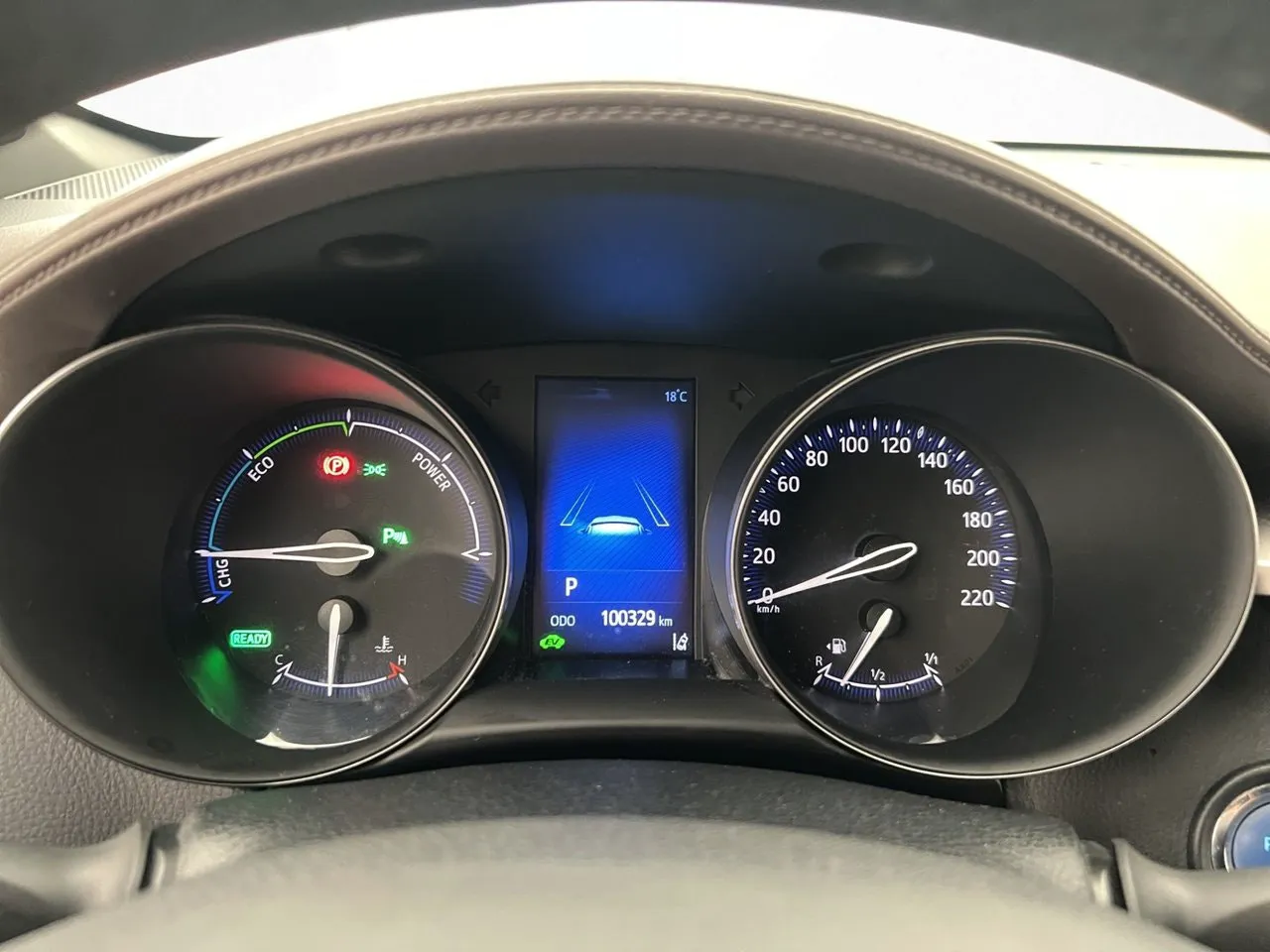 Vehicle image 16