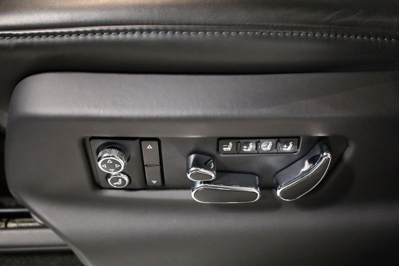 Bentley Bentayga bild 14