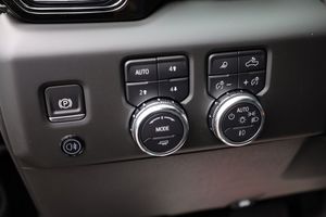 GMC Sierra bild 12