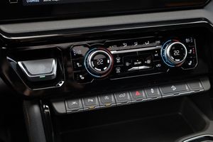 GMC Sierra bild 21