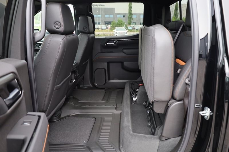 GMC Sierra bild 11