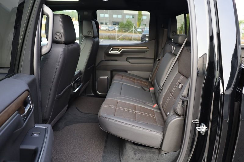 Chevrolet Silverado bild 11