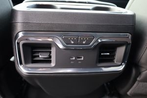 Chevrolet Silverado bild 17