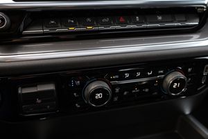 Chevrolet Silverado bild 19
