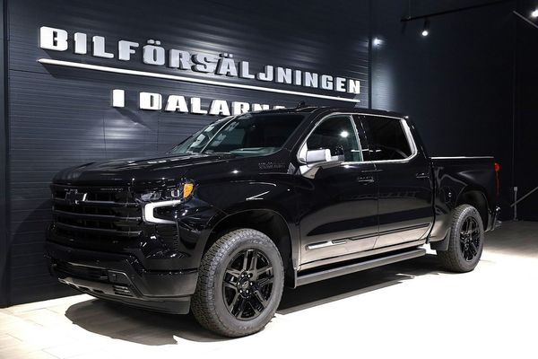 Chevrolet Silverado 1500 LÅG SKATT High Country Midnight Duramax 3.0 - 2026