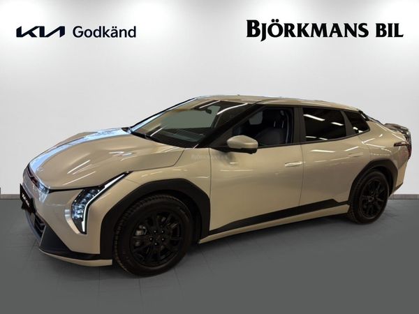 Kia EV4 FASTBACK PLUS FWD LONG RANGE - 2026