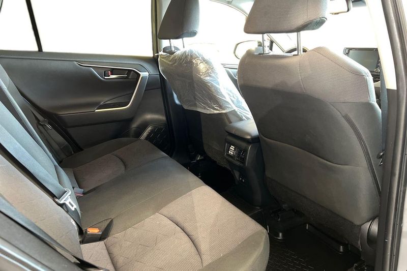 Toyota RAV4 bild 9